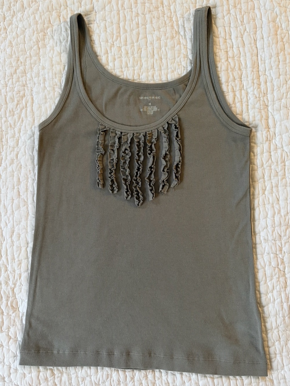 Banana Republic Women’s Gray Ruffle-Trim Tank Top